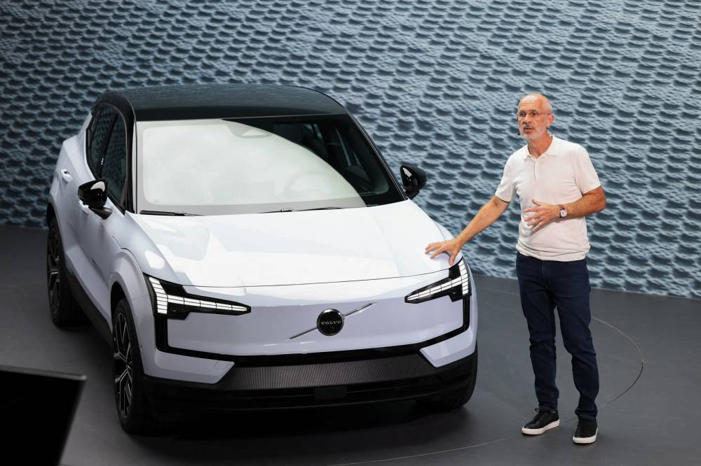 Volvo отзывает 72 000 полностью электрических моделей XC30 из-за проблем с программным обеспечением