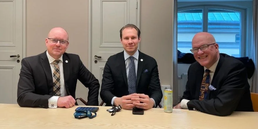 Sweden and Estonia Lawmakers Aim to Cut Funding to Cuba